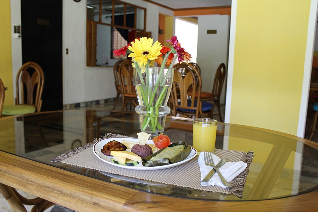 Hotel Santa Elena Antiguo Cuscatlán Buitenkant foto