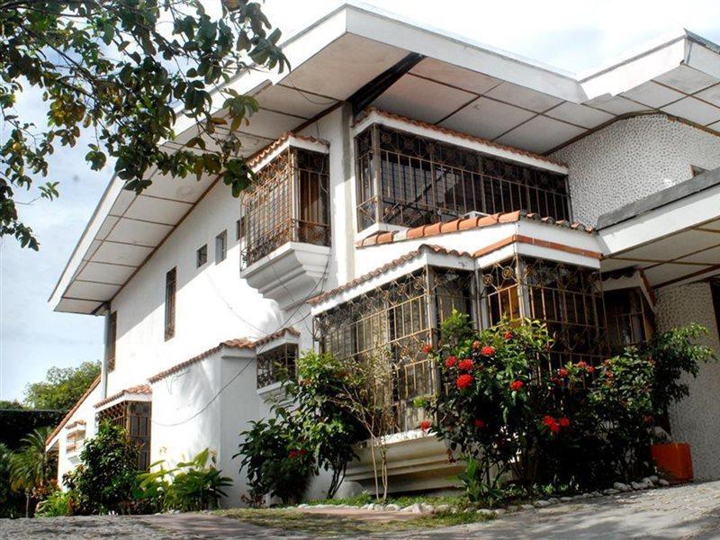 Hotel Santa Elena Antiguo Cuscatlán Buitenkant foto